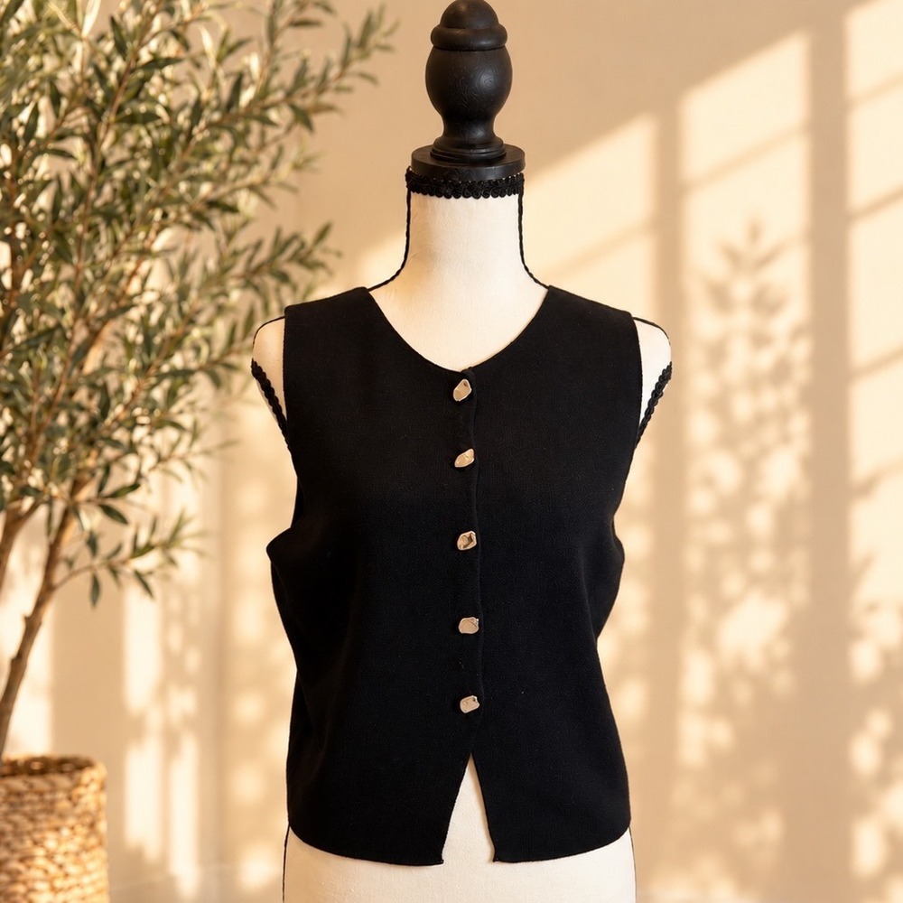 IRIS Black Knit Button Up Vest Tank Top Silver Organic Buttons Large ISW2171